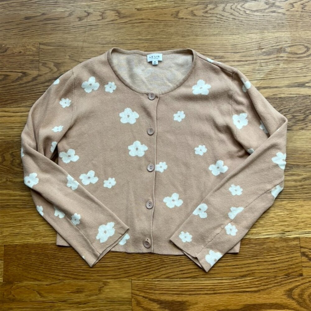 Le Lis Beige with white flowers Long Sleeve Button Down Cardigan sweater  Size M
